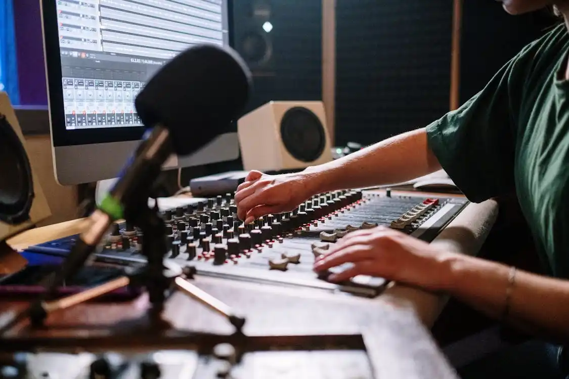 The Sonic Paradigm Shift: Unlocking the Real-Time Economy of Music and Voice Production